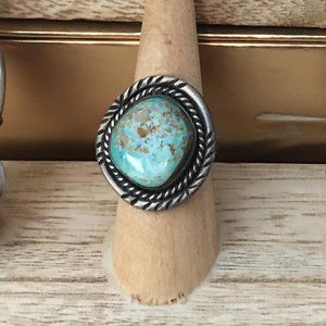 Vintage sterling silver round turquoise ring